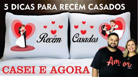 conjunto de roupas e objetos úteis para recém casados